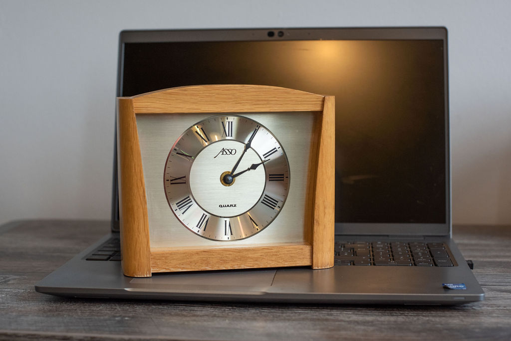 Clock and computer